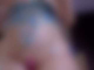 MiaaFarrel's Live Sex Cam Show