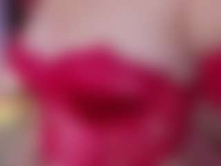 Live cam show with MiaaFarrel - Butt Plug on Mixed Magazine Live