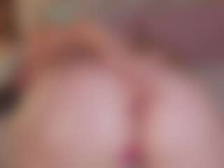 MiaaFarrel's Live Sex Cam Show