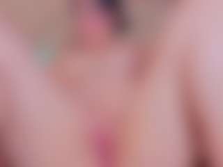 Cam Show en direct de MiaaFarrel