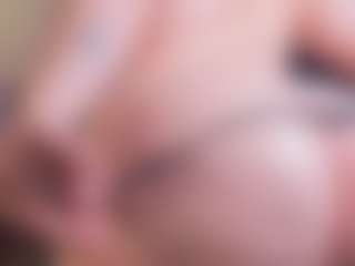 MiaaFarrel's Live Sex Cam Show