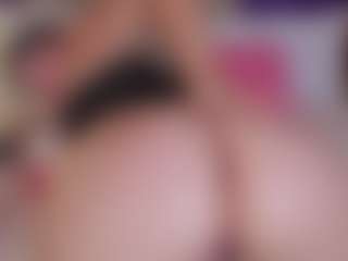 MiaaFarrel's Live Sex Cam Show