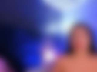 Live cam show with viviprinncess - Athletic on Streamer API
