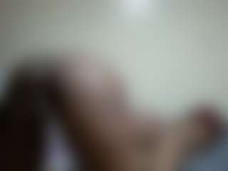 Live cam show with RavenHeat - Petite on Camsoda