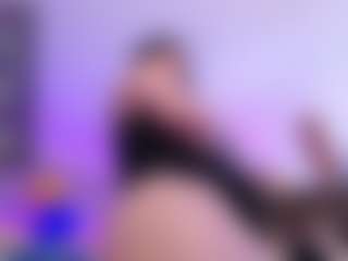 Live cam show with Ashleyparkerr - Roleplay on Milfs Live