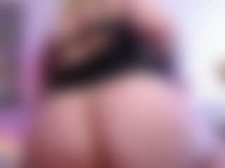 Live cam show with Ashleyparkerr - HD on wildcum.com