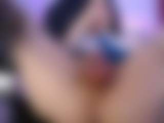 Live cam show with Ashleyparkerr - Smoking on hornycams.live