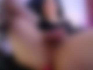 Live cam show with Ashleyparkerr - Average on Mixed Magazine Live