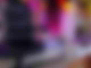 Live cam show with Ashleyparkerr - Teen (18+) on CamwithHer