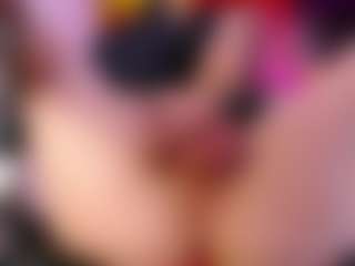 Live cam show with Ashleyparkerr - Tiny Tits on Camsoda