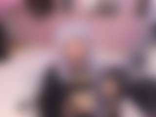 bizzynoar's Live Sex Cam Show