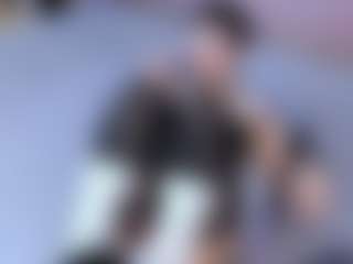 bizzynoar's Live Sex Cam Show