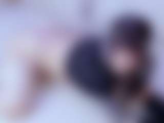 Live cam show with bizzynoar - Ass Bouncing on Chatstar