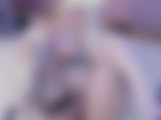 Spettacolo in cam dal vivo con bizzynoar - Camel Toe su Camsoda