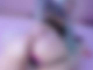 bizzynoar's Live Sex Cam Show