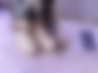 Live cam show with bizzynoar - Control on friskycurves.com