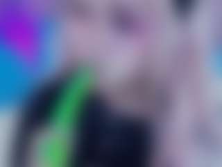 bizzynoar's Live Sex Cam Show