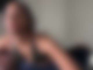 Live cam show with shanblanko - Spy Petite on Camsoda