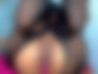 Live cam show with VictoriaXecret - Average on Sweet Sext