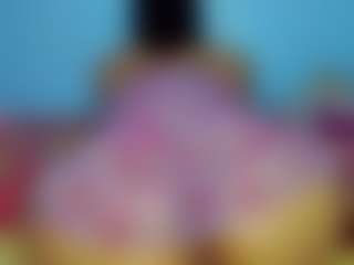 Live cam show with VictoriaXecret - Black Hair on Camsoda
