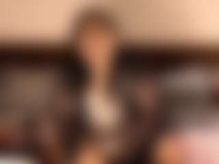 JuicyTeacher MILF webcam performer live streaming