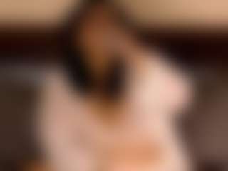 Live cam show with JuicyTeacher - Thick on xDating