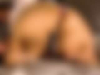 JuicyTeacher MILF webcam performer live streaming