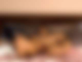 Live cam show with JuicyTeacher - Thick on StripNow