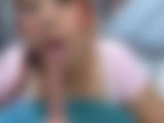 Live cam show with ScarlethNyx - Yoga on StripNow