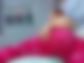 Live cam show with ScarlethNyx - Camel Toe on Dolls Live