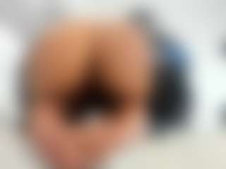 alanaablue's Live Sex Cam Show