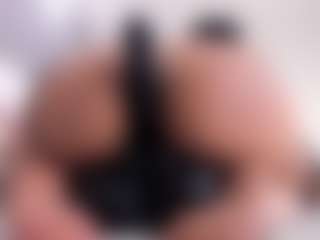 alanaablue's Live Sex Cam Show