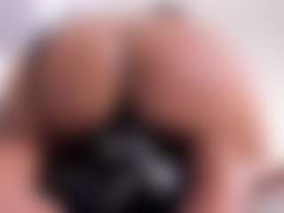 alanaablue's Live Sex Cam Show