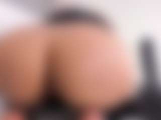alanaablue's Live Sex Cam Show
