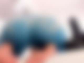 alanaablue's Live Sex Cam Show