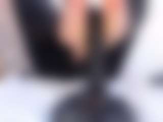 alanaablue's Live Sex Cam Show