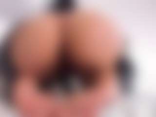 alanaablue's Live Sex Cam Show