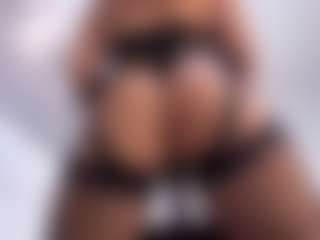 alanaablue's Live Sex Cam Show