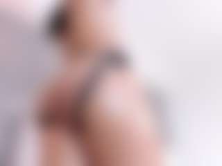 Live cam show with alanaablue - Ass Bouncing on Dare Cams