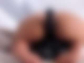 Live cam show with alanaablue - Ass Clapping on Mixed Magazine Live