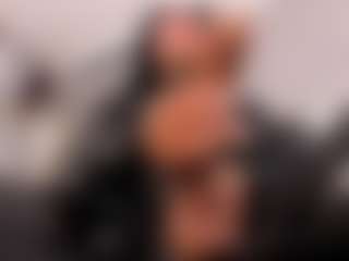 Live cam show with alanaablue - Twerk on Camming Site
