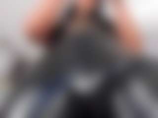 alanaablue's Live Sex Cam Show