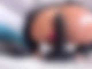alanaablue's Live Sex Cam Show