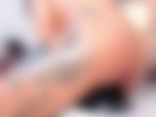 alanaablue's Live Sex Cam Show