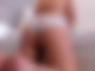 alanaablue's Live Sex Cam Show