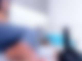 Live cam show with alanaablue - Ass Clapping on StripNow