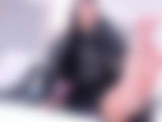 alanaablue's Live Sex Cam Show