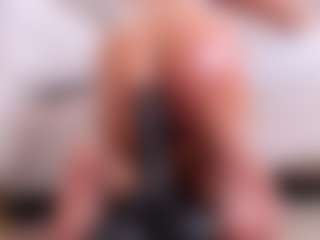 alanaablue's Live Sex Cam Show