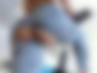 alanaablue's Live Sex Cam Show