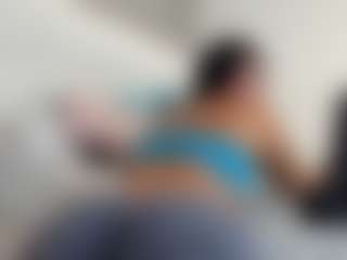 alanaablue's Live Sex Cam Show